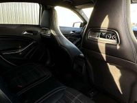 Usata Mercedes A180 109 CV (80 kW) 2015 Bianco Berlina