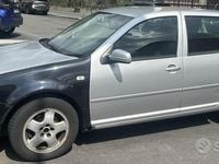 Usata VW Golf IV 101 CV (74 kW) 2004 Grigio Utilitaria