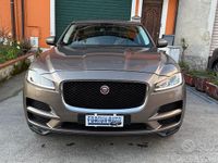 Usata Jaguar F-Pace Prestige 180 CV (132 kW) 2016 Grigio SUV
