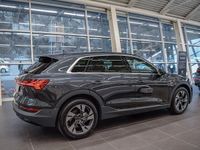 Usata Audi e-tron Comfort 230 kW (313 CV) 2022 Grigio manhattan metallizzato SUV