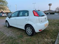 Usata Fiat Punto 77 CV (56 kW) 2013 Bianco Utilitaria
