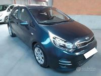 Usata Kia Rio 84 CV (61 kW) 2016 Blu Utilitaria