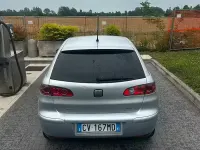 Usata Seat Ibiza 75 CV (55 kW) 2005 Grigio Utilitaria