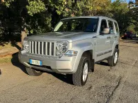 Usata Jeep Cherokee Sport 200 CV (147 kW) 2012 Argento SUV