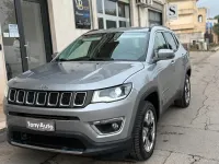 Usata Jeep Compass Limited 140 CV (102 kW) 2018 Argento SUV