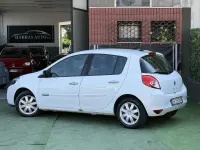 Usata Renault Clio II Dynamique 75 CV (55 kW) 2011 Other Berlina