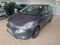 Usata Peugeot 208 68 CV (50 kW) 2012 Grigio Utilitaria
