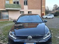 Usata VW Golf VII Highline 116 CV (85 kW) 2016 Berlina