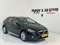 Usata Volvo V40 Business Edition 120 CV (88 kW) 2017 Nero Berlina
