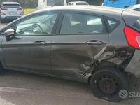 Usata Ford Fiesta 2017 Grigio Berlina