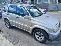 Usata Suzuki Grand Vitara 108 CV (79 kW) 2001 Grigio SUV