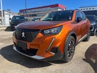 Usata Peugeot 2008 Allure 110 CV (80 kW) 2022 Arancione SUV