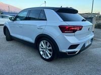 Usata VW T-Roc Advance 150 CV (110 kW) 2018 Argento SUV