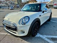 Usata Mini One D Business 95 CV (69 kW) 2015 Beige Utilitaria