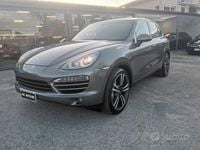 Usata Porsche Cayenne 245 CV (180 kW) 2012 Grigio SUV