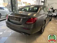 Gebraucht Mercedes E200 160 PS (117 kW) 2019 Grau Limousine