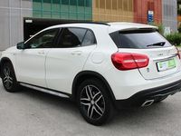 Usata Mercedes GLA200 Premium 136 CV (100 kW) 2016 Bianco SUV