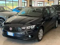 Usata Fiat Tipo Easy 120 CV (88 kW) 2018 Bluazzurro Berlina
