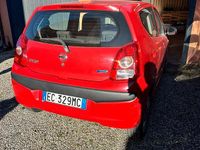 Usata Nissan Pixo 2011 Rosso Utilitaria