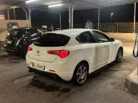Usata Alfa Romeo Giulietta 140 CV (102 kW) 2012 Bianco Utilitaria
