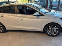 Nuova Hyundai i20 78 CV (57 kW) 2025 Grigio Berlina