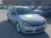 Begagnad Opel Astra 101 HK (74 kW) 2006 Grå Kombi