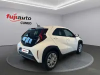 Nuova Toyota Aygo X 116 CV (85 kW) 2026 Super white SUV