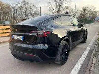 Usata Tesla Model Y 152 kW (208 CV) 2021 Nero SUV