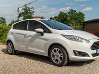 Usata Ford Fiesta 2015 Bianco Utilitaria