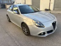 Usata Alfa Romeo Giulietta Exclusive 175 CV (128 kW) 2015 Utilitaria
