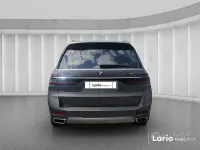 Usata BMW X7 381 CV (280 kW) 2023 Grigio SUV