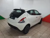 Usata Lancia Ypsilon S 69 CV (50 kW) 2024 Bianco Utilitaria