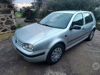 Usata VW Golf IV 90 CV (66 kW) 2001 Grigio Berlina