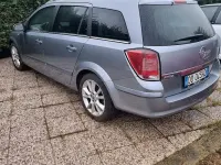 Usata Opel Astra 82 CV (60 kW) 2007 Grigio Station wagon