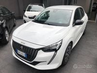 Usata Peugeot 208 Active 102 CV (75 kW) 2023 Bianco Utilitaria