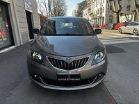 Usata Lancia Ypsilon Gold 69 CV (50 kW) 2021 Grigio Utilitaria