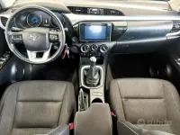 Occasion Toyota HiLux Lounge 150 ch (110 kW) 2019 Gris Pick-up