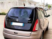 Begagnad Lancia Musa 92 HK (67 kW) 2011 Beige Minibuss