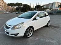 Usata Opel Corsa Enjoy 80 CV (58 kW) 2009 Bianco Utilitaria