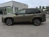Usata Subaru Forester Premium 136 CV (100 kW) 2024 Argento SUV