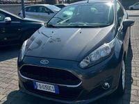 Usata Ford Fiesta Titanium 60 CV (44 kW) 2016 Grigio Utilitaria