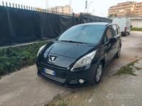 Usata Peugeot 5008 112 CV (82 kW) 2012 Nero Monovolume