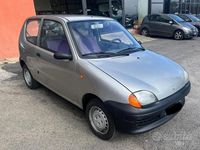 Usata Fiat Seicento Young 39 CV (28 kW) 2000 Argento Utilitaria