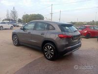 Usata Mercedes GLA180 Business 116 CV (85 kW) 2022 Grigio SUV