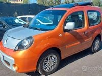 Usata Renault Kangoo 106 CV (77 kW) 2009 Arancione Monovolume