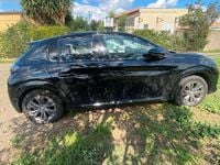 Usata Peugeot e-208 60 kW (82 CV) 2023 Nero Utilitaria