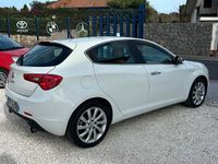 Usata Alfa Romeo Giulietta Exclusive 140 CV (102 kW) 2012 Bianco Berlina