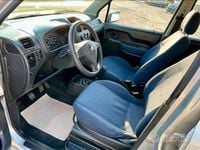 Usata Suzuki Wagon R+ 94 CV (69 kW) 2005 Grigio Monovolume