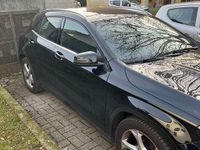 Usata Mercedes 180 131 CV (96 kW) 2019 Nero Berlina