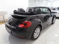 Usata VW Beetle Design 105 CV (77 kW) 2015 Nero Utilitaria